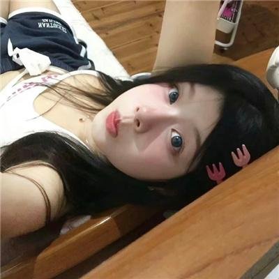 窗里的光